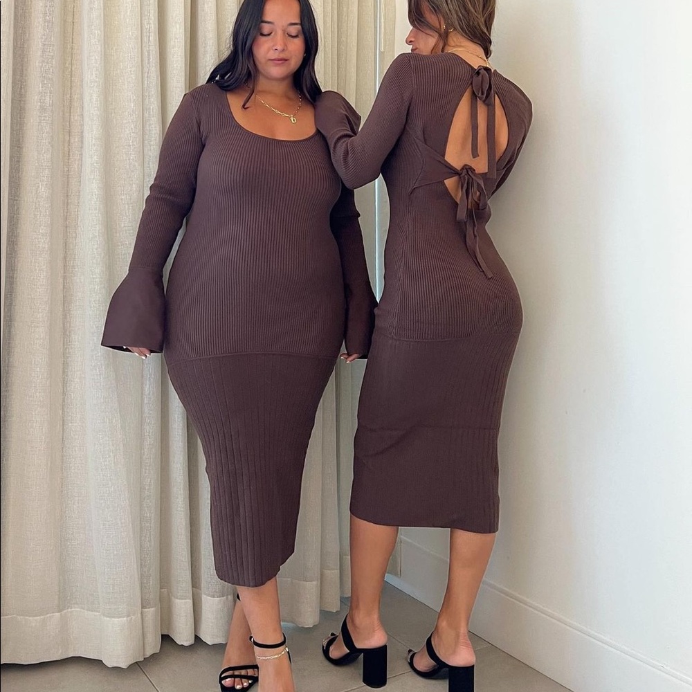 Brown long sleeve midi dress